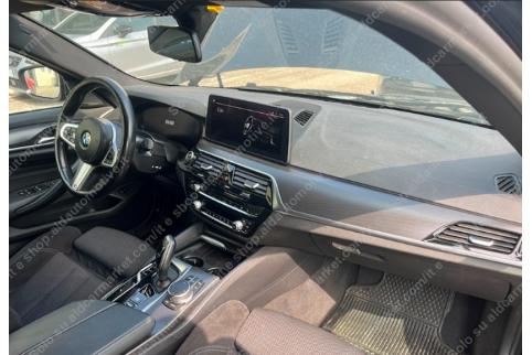 2021 BMW 520, Dyzelinas
